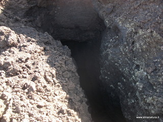 Grotta delle femmine di monte Nero